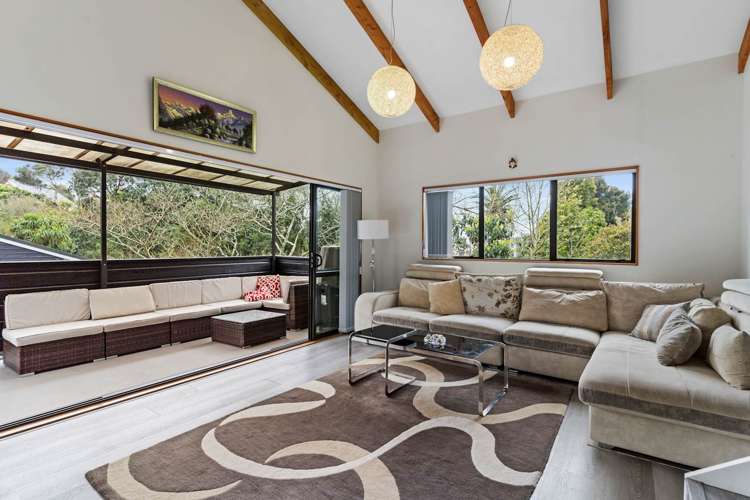 2/63 Raleigh Road Northcote_8