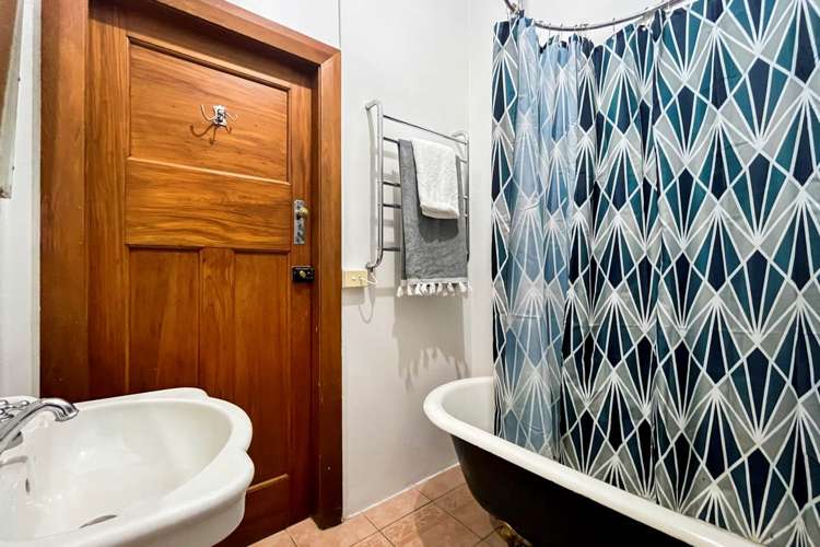 4/9 Parliament Street Auckland Central_11