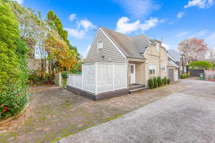 2/32 Moana Avenue Onehunga_0