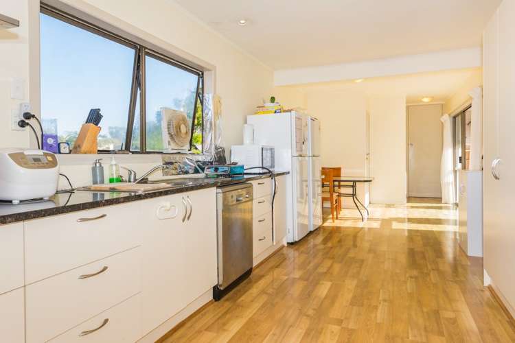 45 Selwyn Crescent Forrest Hill_13