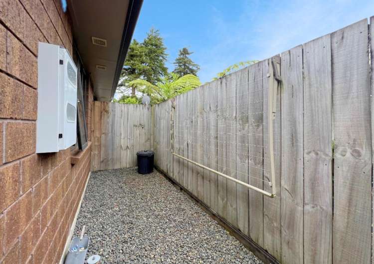 2/108 Old Farm Road 1076_9