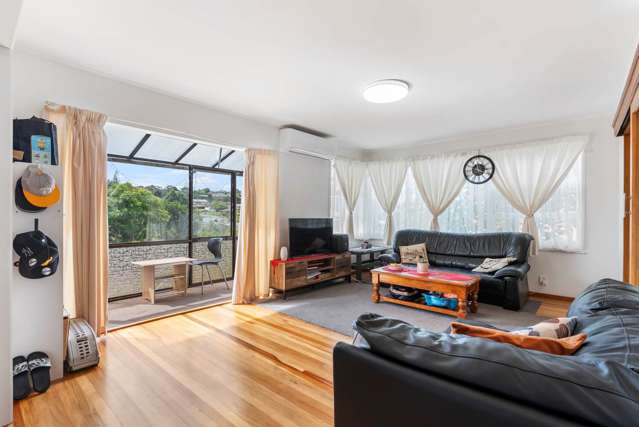 2/19-21 Downing Street Glenfield_4