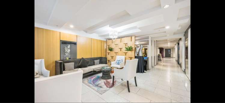 2305/10 Waterloo Quadrant Auckland Central_11