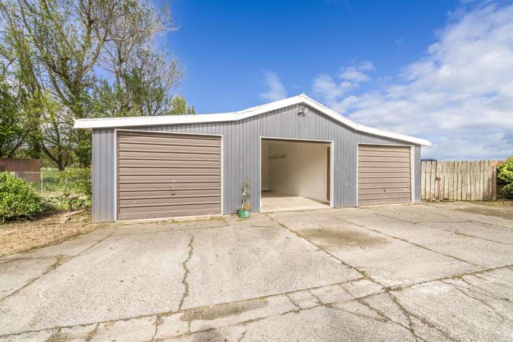 266 Bay Road West Plains_25