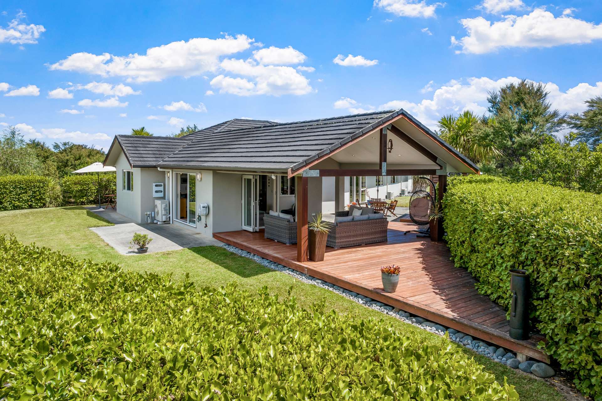 240 Three Oaks Drive Dairy Flat_0