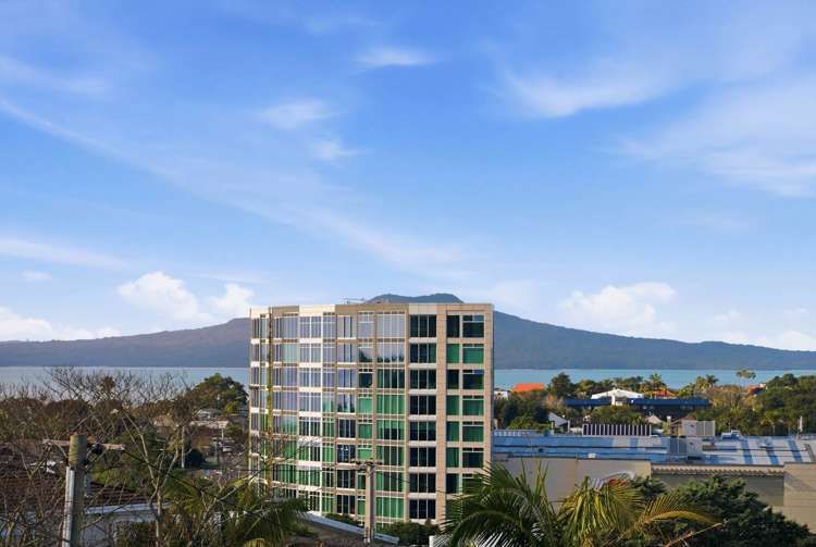 2B Rangitoto Terrace Milford_25