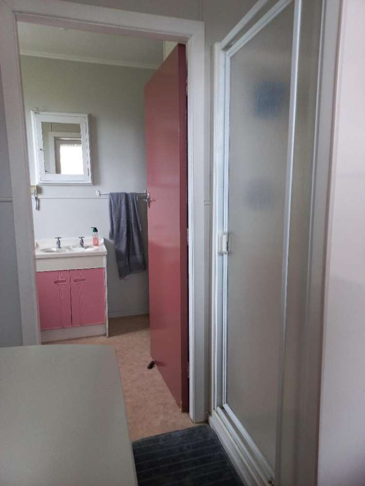 20 Pembroke Road East Stratford_5