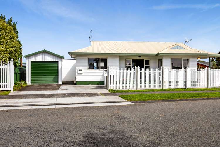 57 Murray Avenue Hawera_0