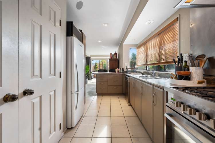 47 Blackmore Drive Owhata_4