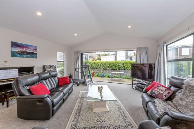 16 Westerley Place Long Bay_2