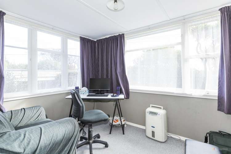 52 Grants Road Marchwiel_11