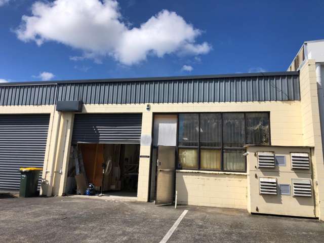 Rare Industrial Warehouse in Henderson