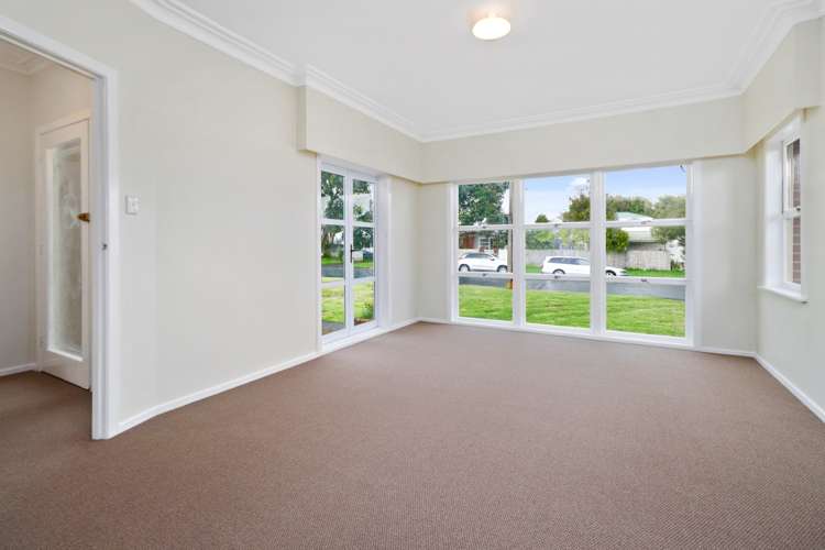22 Graham Avenue Te Atatu Peninsula_6