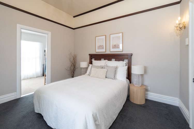 172 Racecourse Road Allenton_12