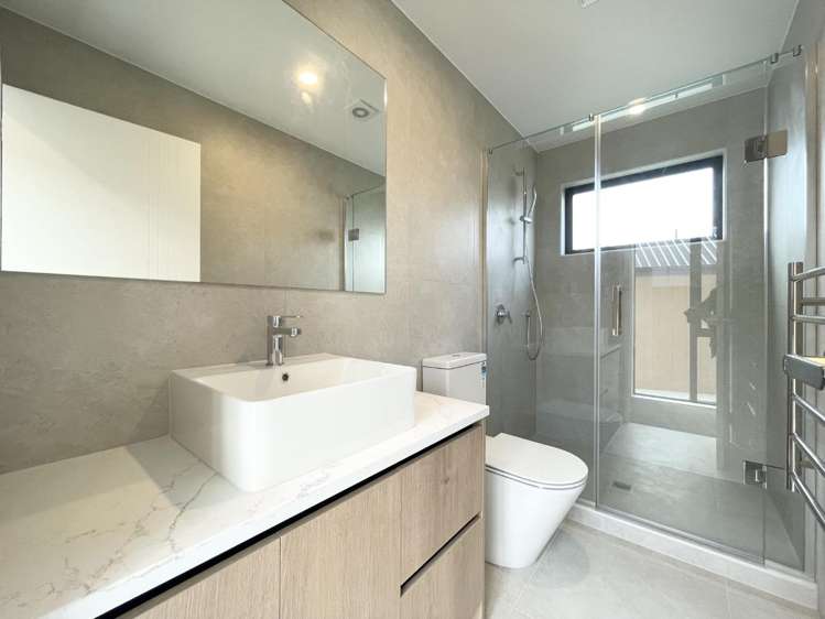 44A Sylvan Crescent 1802_7