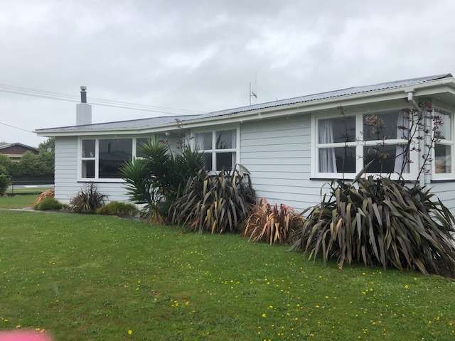 PAHIATUA - 3 BEDROOMS