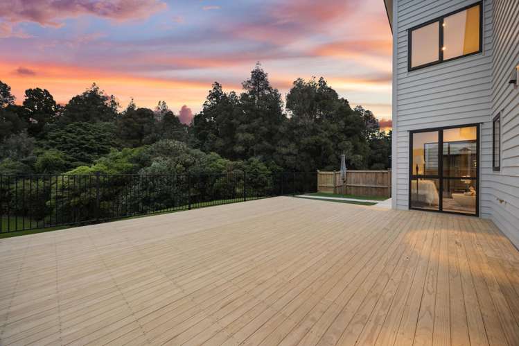 2F Hughs Way Flat Bush_31