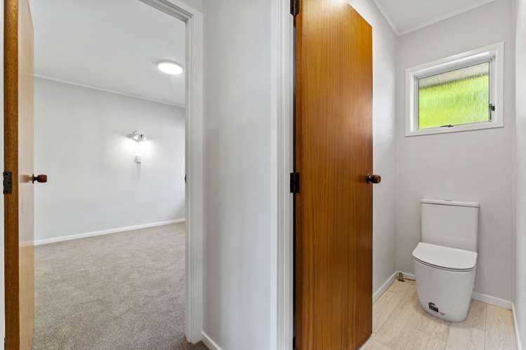 2/63 Ocean View Road Hillcrest_11