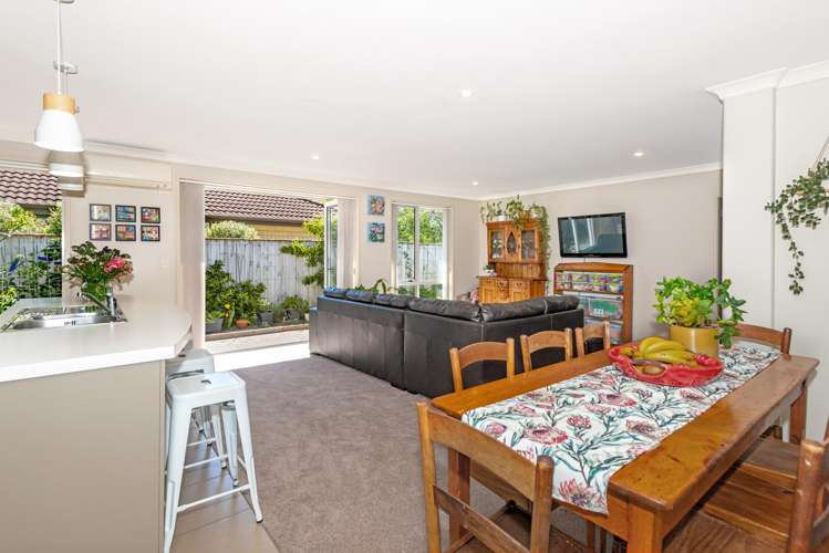 49 Sterling Park Lytton West_1