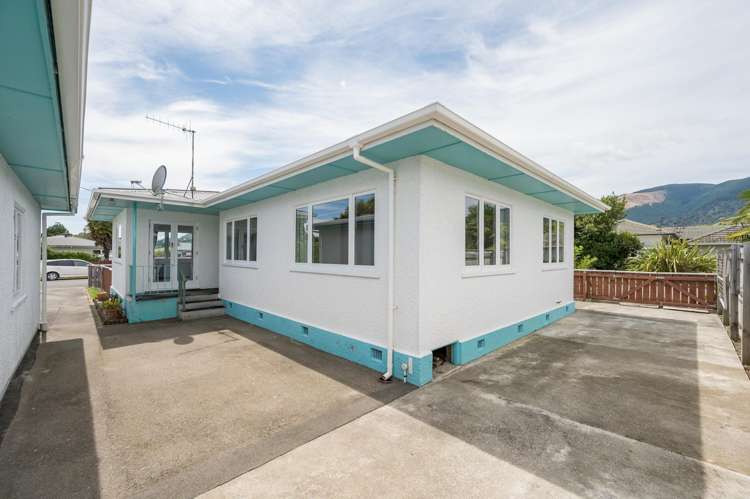 24 Manson Avenue Stoke_1