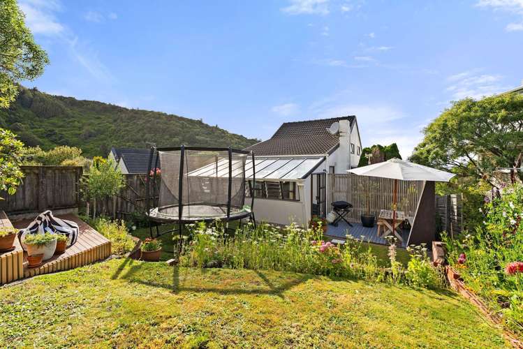 8A Malda Grove Khandallah_13