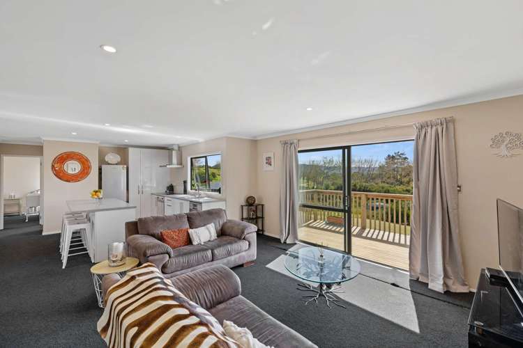 11 Lupis Way Kaiwaka_5