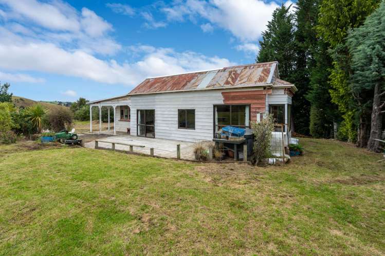 4 Rea Street and 0 Lancaster Street Lawrence_14