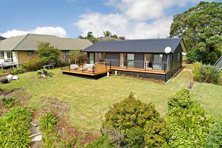 131 Torkar Road Clarks Beach_18