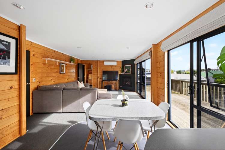 34B Harbour Road_5