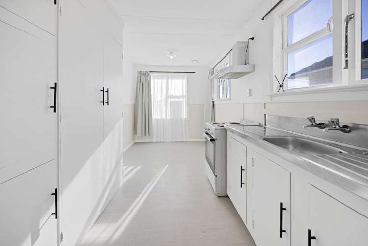 281 South Road Hawera_7