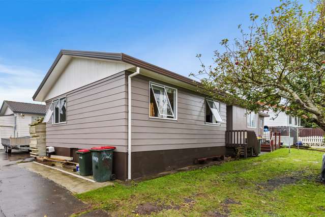 1/31 Etherton Drive Manurewa_2