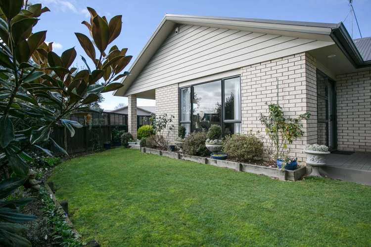 2 Grace Avenue Leamington_1