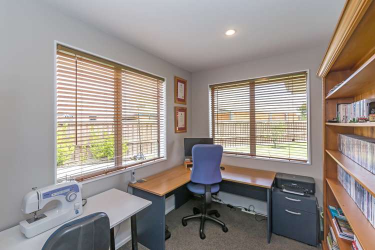 10 Grangewood Drive Lincoln_17