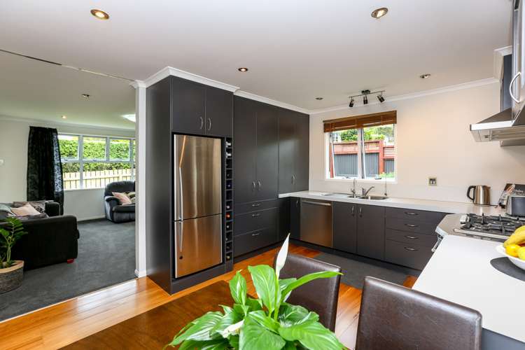 10 Heaphy Street Westown_13