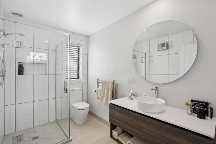 2 Magnum Drive Cromwell_21