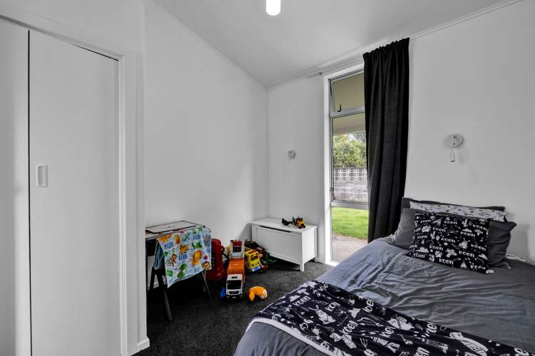 6 Climie Crescent Hawera_13