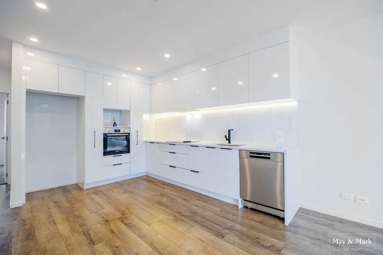 G04/1A Kings Road Mount Roskill_9