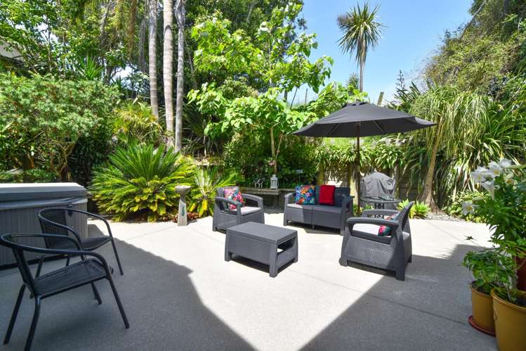 24 Riddington Rise Ohauiti_13