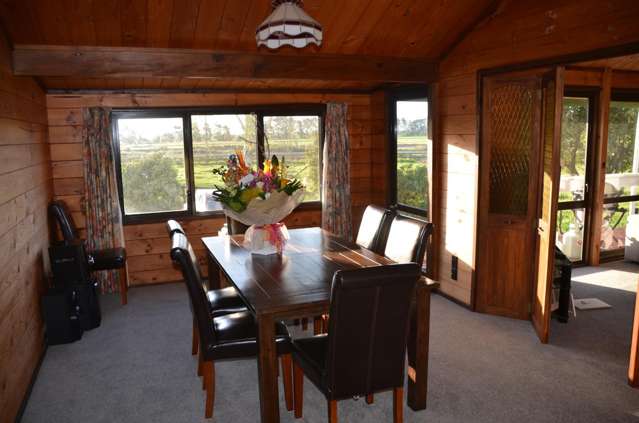 704 Holland Road Eureka_3