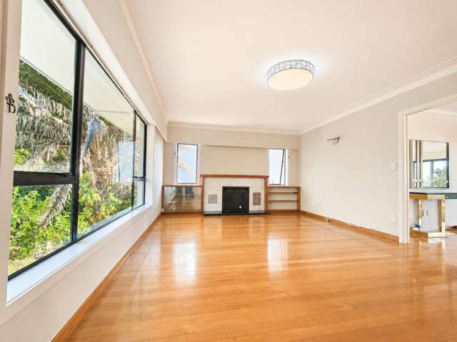 2 Mellons Bay Road 10679_3