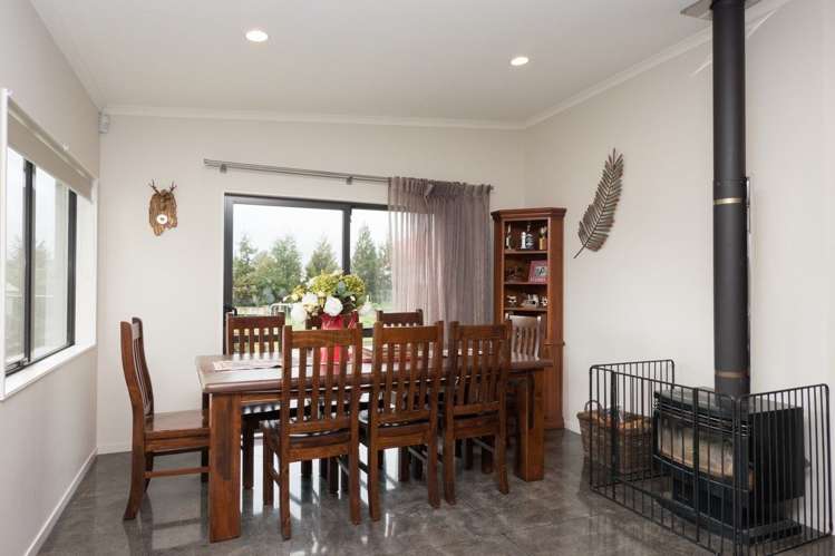 3928 Mountain Road Cardiff_10