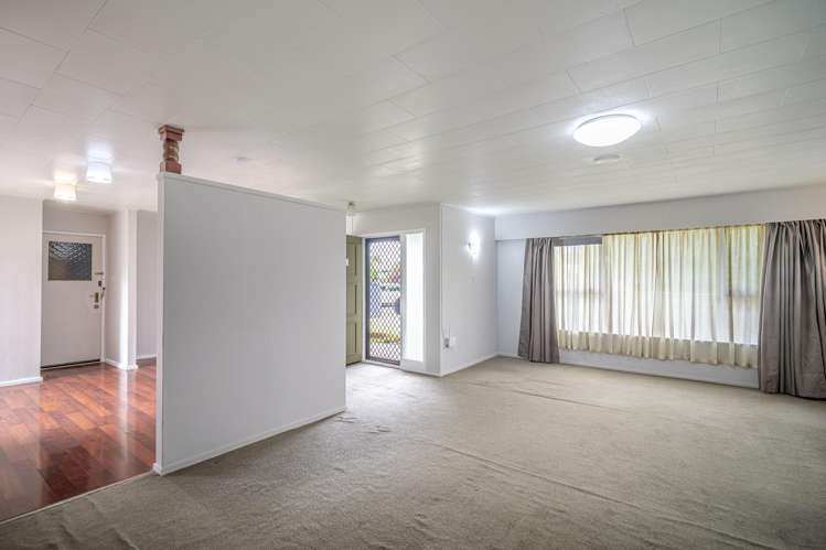 17 Walton Place Flaxmere_5