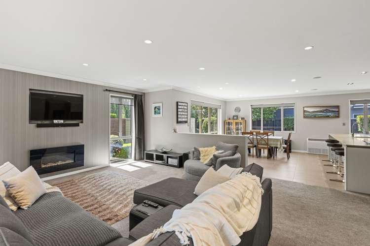 144 Hussey Road Northwood_11