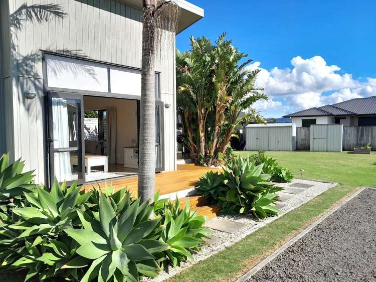 329 Harbour Drive East Matarangi_1