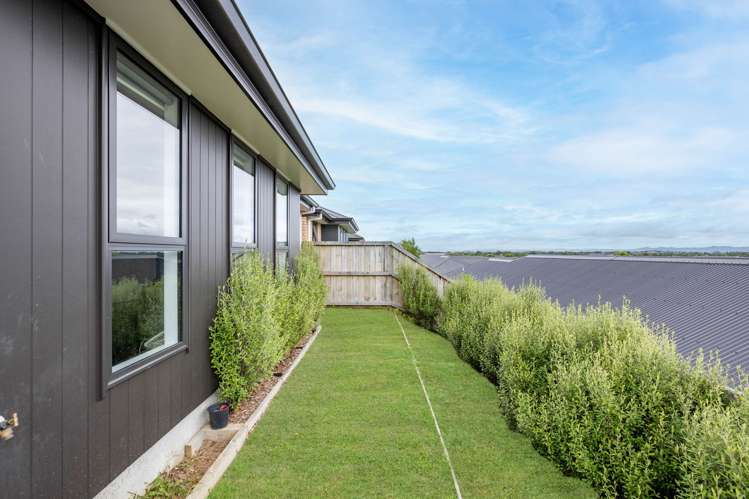 10/1 North Ridge Drive Rototuna North_17