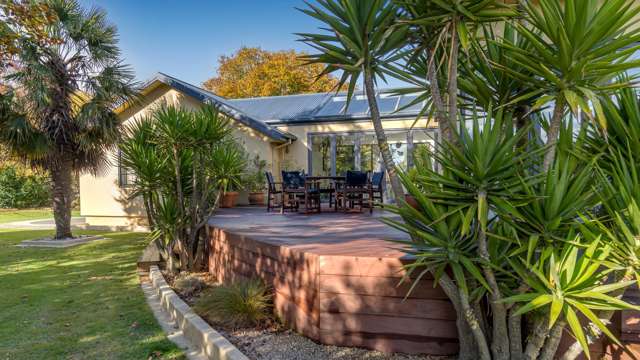 Equestrian Living. Lifestyle Opportunity