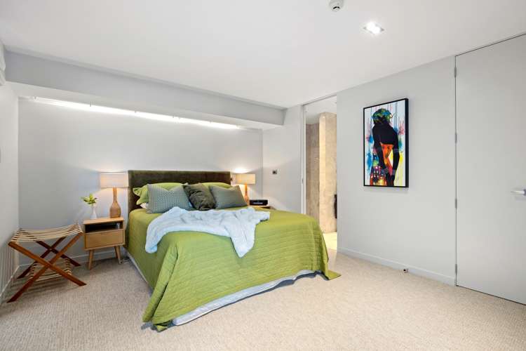 2/415 Oceanbeach Road Mount Maunganui_23