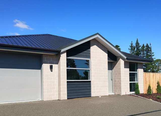 2 Bedroom in Rolleston