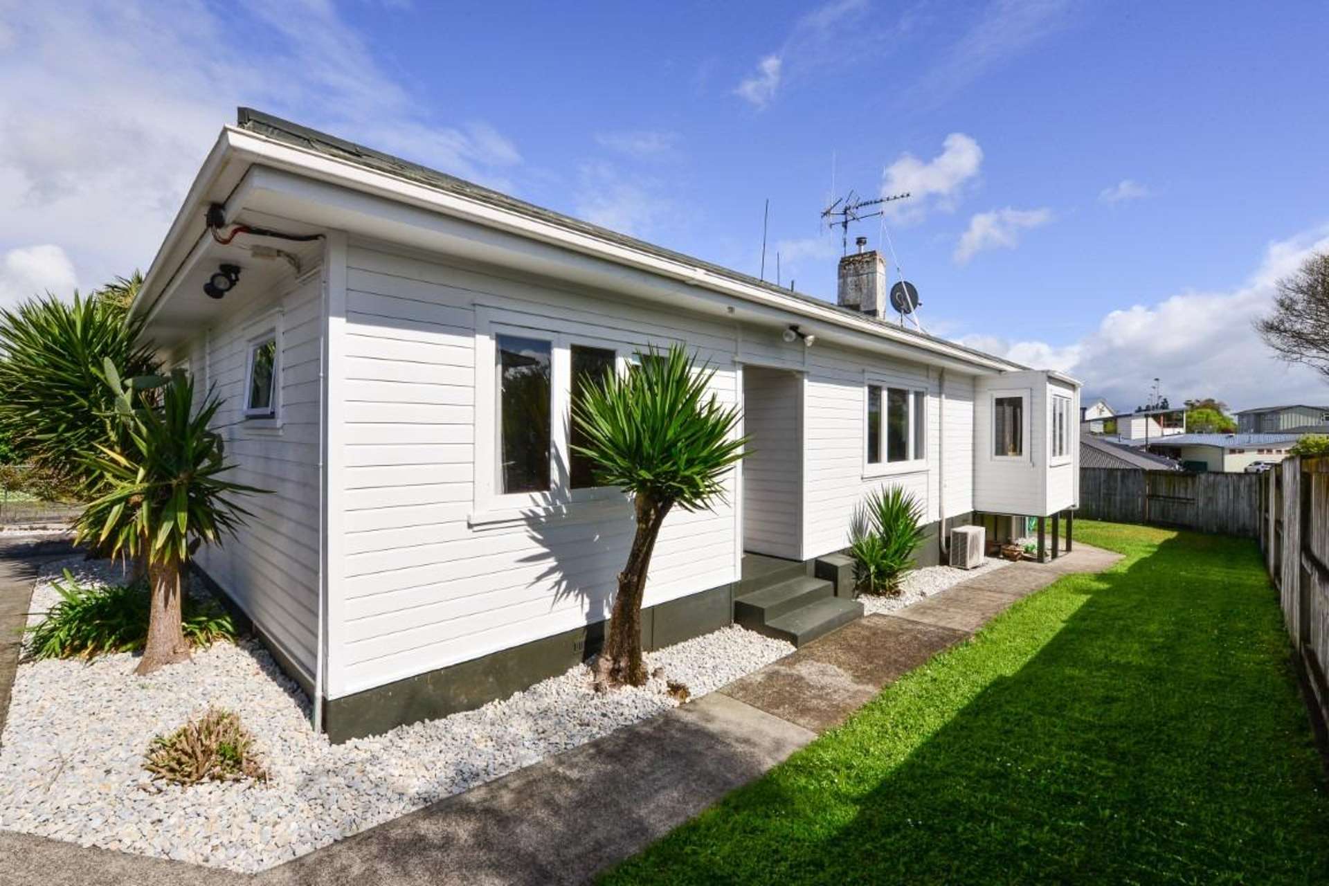 84 Ellicott Road 1112_0