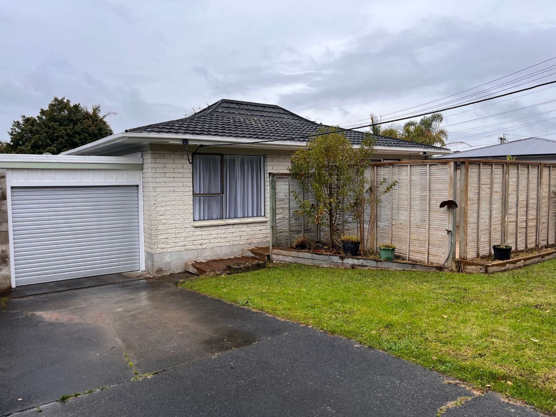 2/5 Merriefield Avenue Forrest Hill_0